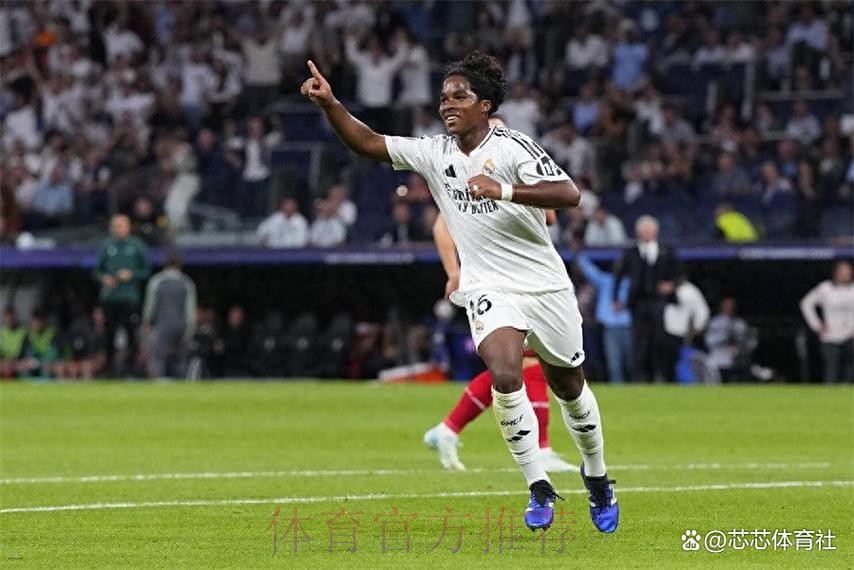 西媒：恩德里克没机会出场怒踢水瓶 阿隆索不高兴